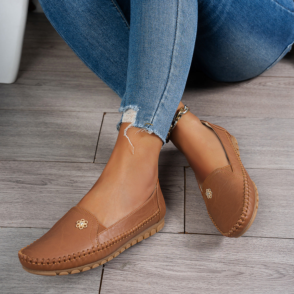 Mocasines planos cosidos